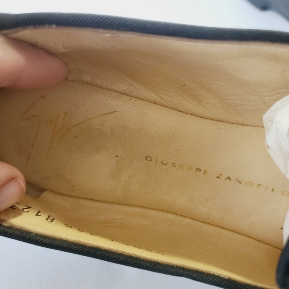 Giuseppe Zanotti Black Loafers with Gold Studs Size 35.5 - Picture 8 of 9